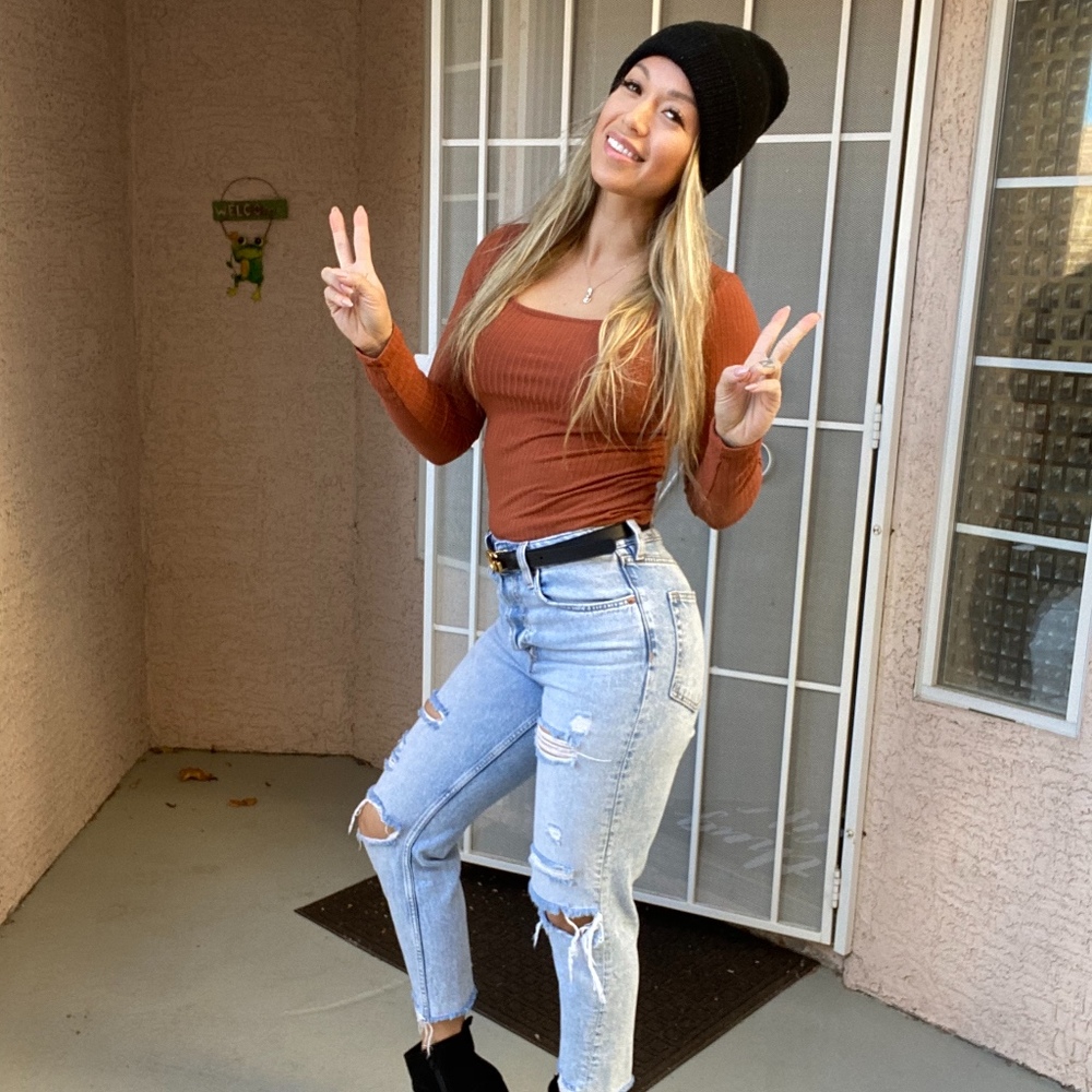 Meet your Posher, Ang